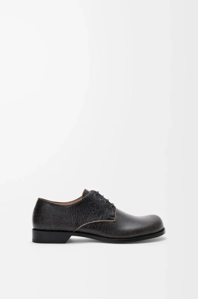Derby Campo en cuir de veau craquelé Noir/Crème