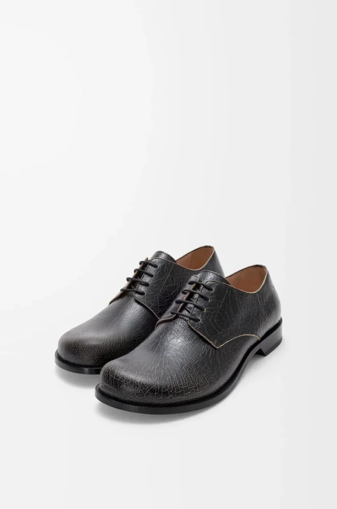 Derby Campo en cuir de veau craquelé Noir/Crème
