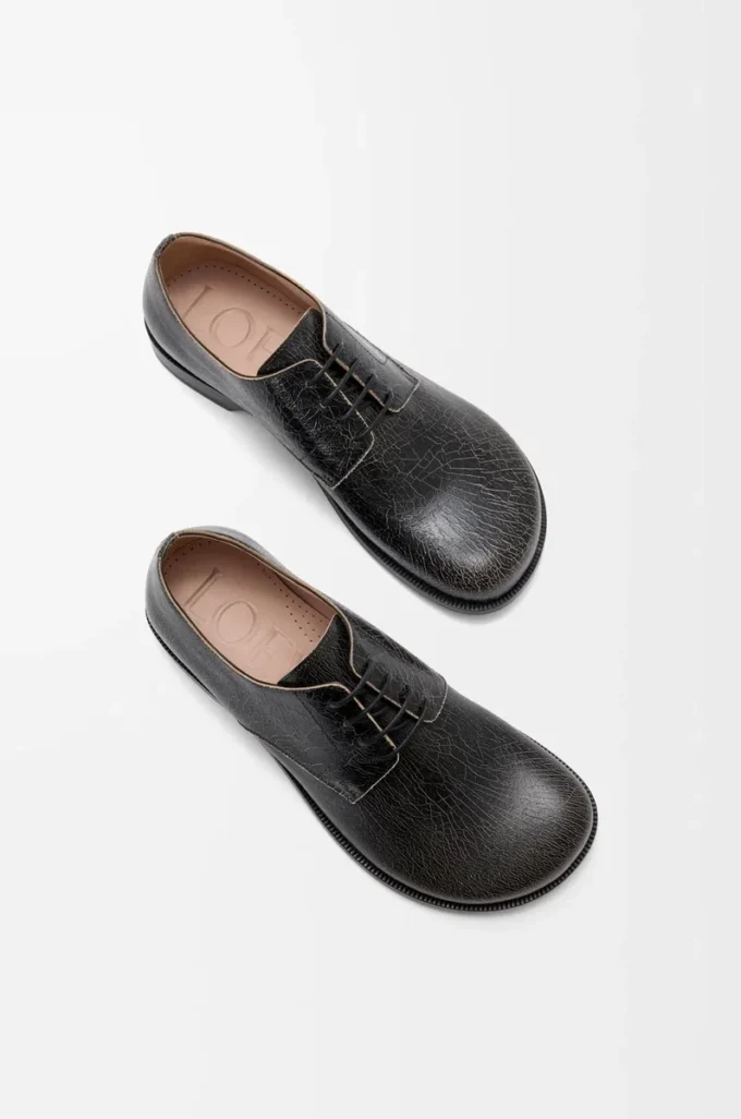 Derby Campo en cuir de veau craquelé Noir/Crème