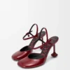 Escarpins à bride cheville Toy en cuir d’agneau verni souple Rouge foncé Escarpins à bride cheville Toy en cuir d’agneau verni souple Rouge foncé