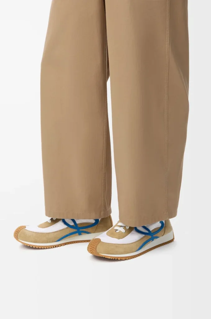 Flow Runner 2.0 en nylon et daim Sand/Blue/White