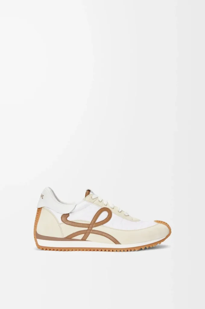Flow Runner en nylon et daim chocolat/presque optique