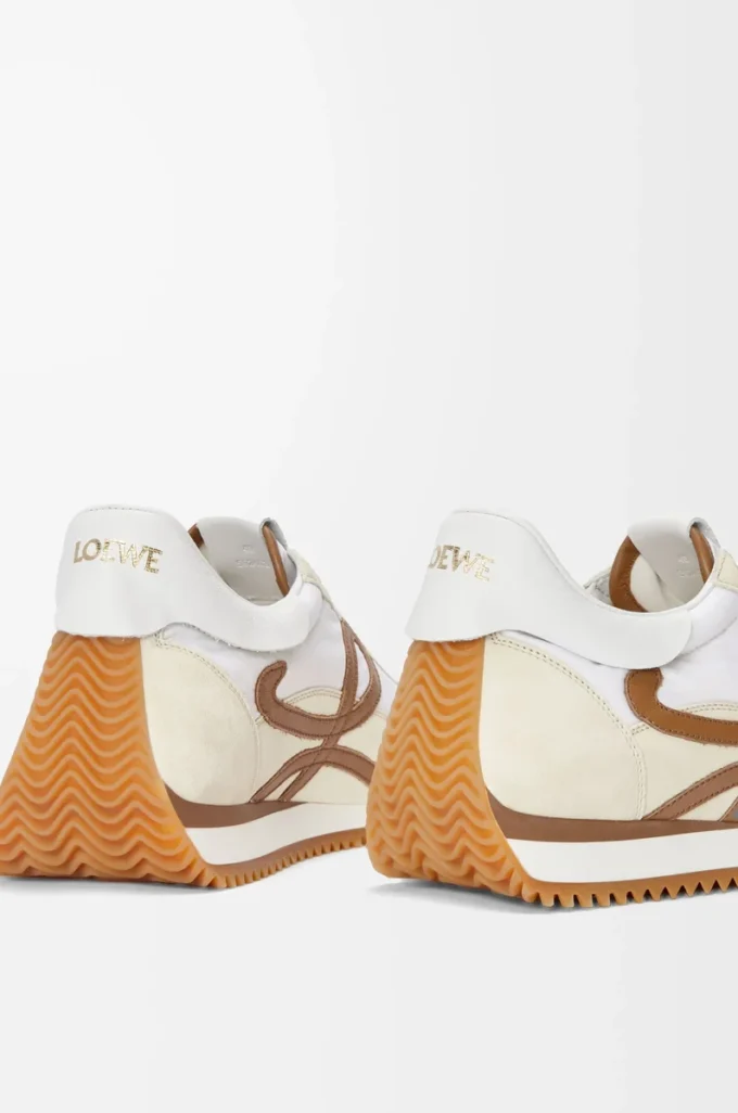 Flow Runner en nylon et daim chocolat/presque optique