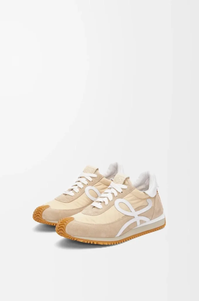Flow Runner en nylon et daim Light Powder