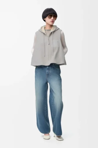 Gilet à capuche en peau lainée gris clair mélangé