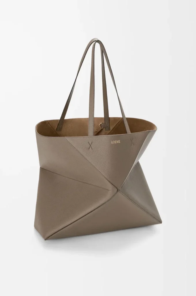 Grand sac fourre-tout Puzzle Fold horizontal en cuir de veau grainé souple Taupe