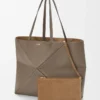 Grand sac fourre-tout Puzzle Fold horizontal en cuir de veau grainé souple Taupe