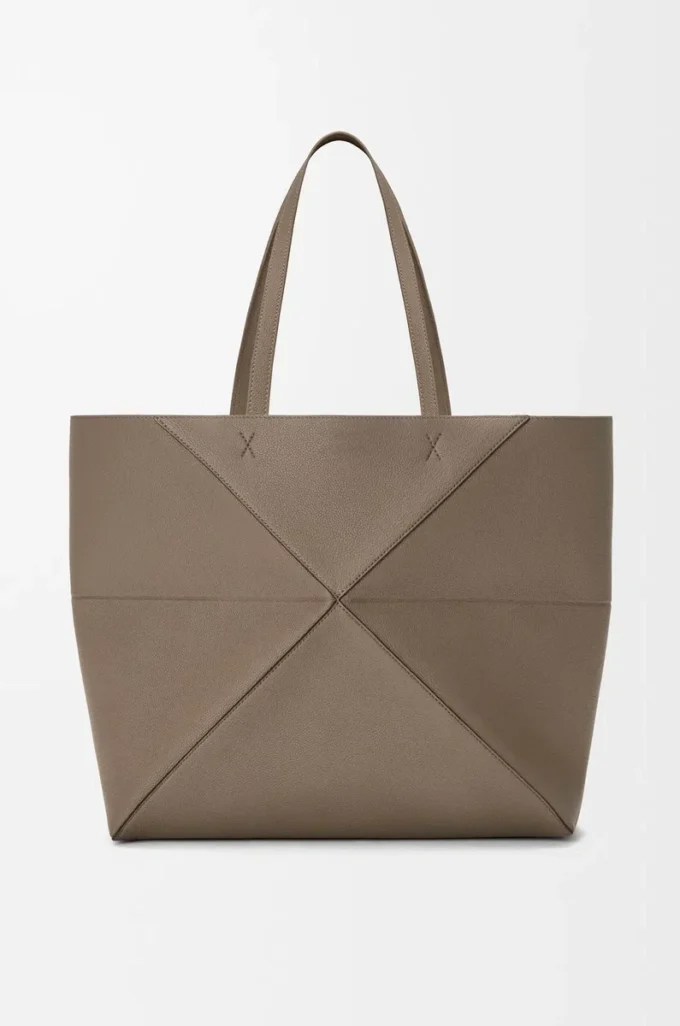 Grand sac fourre-tout Puzzle Fold horizontal en cuir de veau grainé souple Taupe