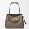 Grand sac Madrid en cuir de veau grainé souple Taupe