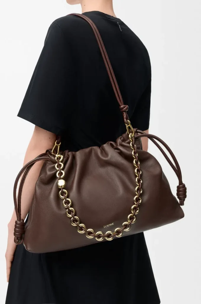 Grand sac à main Flamenco en cuir d&rsquo;agneau nappa souple Marron foncé