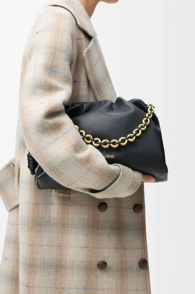 Grand sac à main Flamenco en cuir d&rsquo;agneau nappa souple Noir