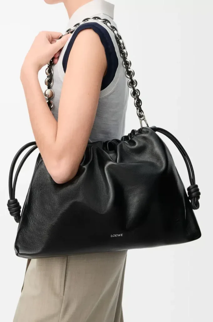 Grand sac à main Flamenco en cuir d&rsquo;agneau nappa verni Noir