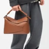 Grand sac Puzzle Edge en cuir de veau classique Tan