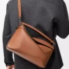 Grand sac Puzzle Edge en cuir de veau classique Tan