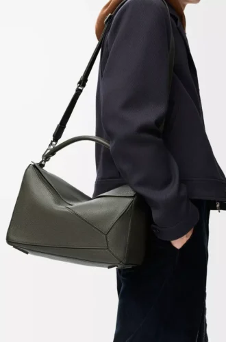 Grand sac Puzzle en cuir de veau grainé souple Kaki foncé