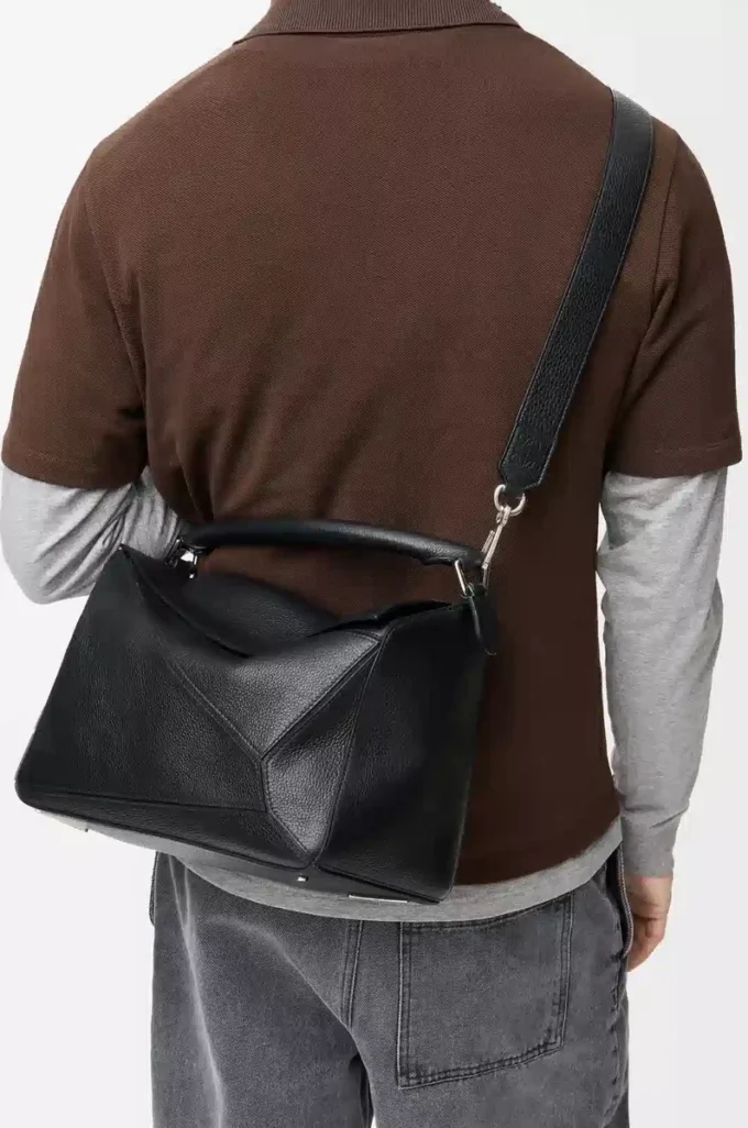 Grand sac Puzzle en cuir de veau grainé souple noir