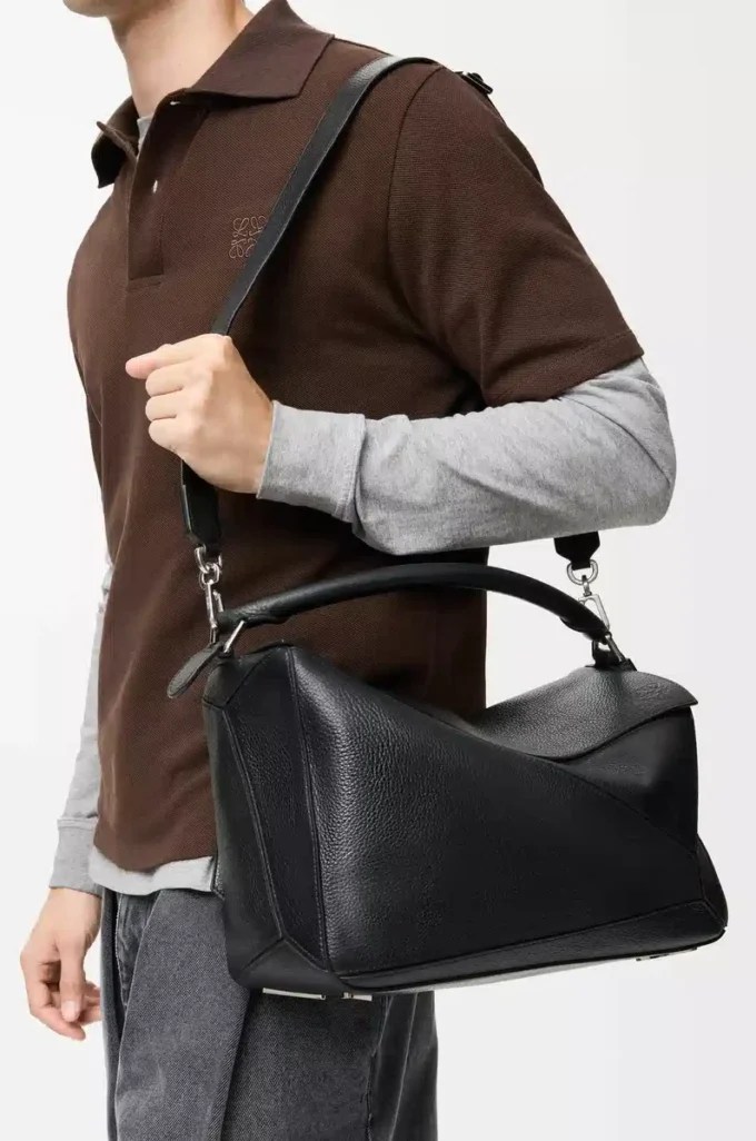 Grand sac Puzzle en cuir de veau grainé souple noir