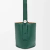 Grand sac seau Pebble en cuir de veau grainé souple Evergreen Grand sac seau Pebble en cuir de veau grainé souple Evergreen