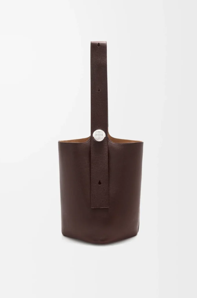 Grand sac seau Pebble en cuir de veau grainé souple Oxblood Grand sac seau Pebble en cuir de veau grainé souple Oxblood