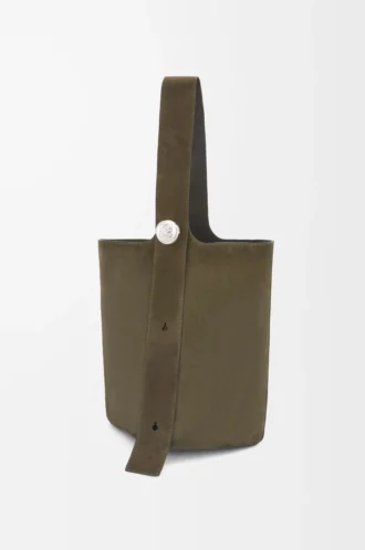 Grand sac seau Pebble en cuir de veau suédé Dark Olive