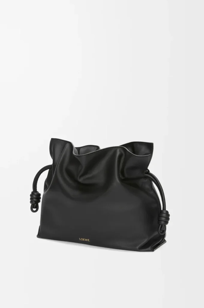 Grande pochette Flamenco en cuir de veau nappa noir Grande pochette Flamenco en cuir de veau nappa noir