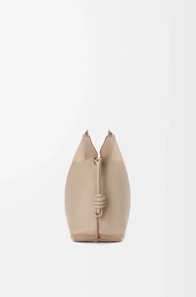 Grande pochette Flamenco en cuir de veau nappa Sand