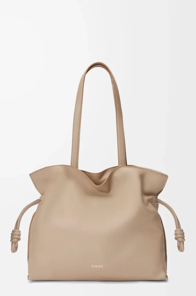 Grande pochette Flamenco en cuir de veau nappa Sand