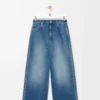 Jean en denim bleu denim Jean en denim bleu denim