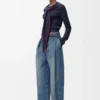 Jean en denim délavé Jean en denim délavé
