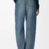 Jean en denim délavé Jean en denim délavé