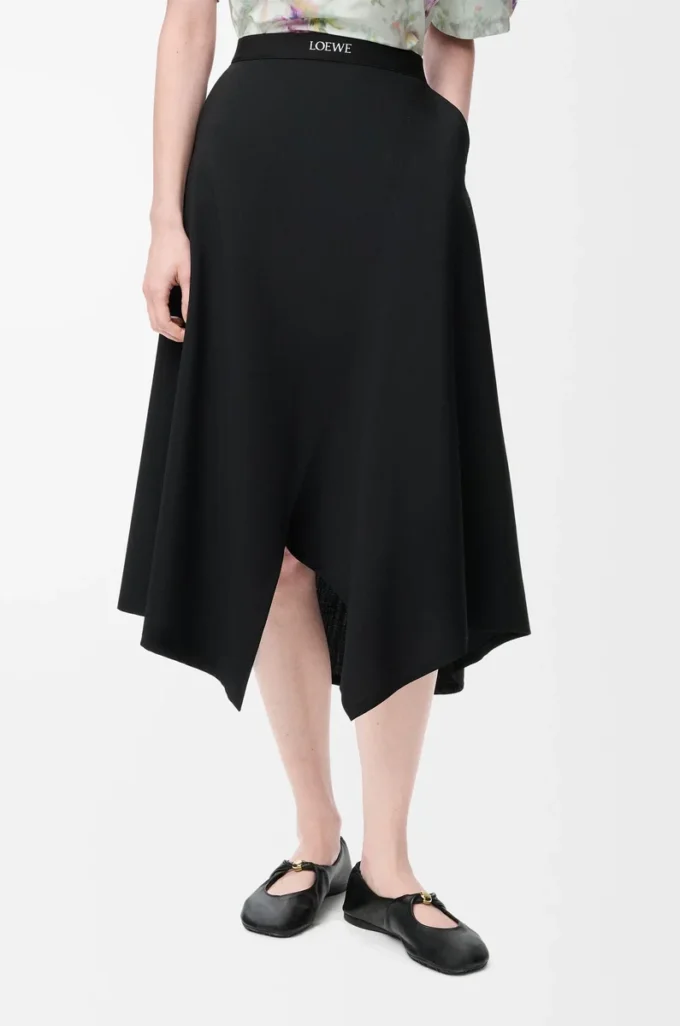 Jupe asymétrique en laine Noir