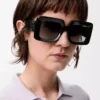 Lunettes de soleil Beveled Square Maxi Anagram Noir