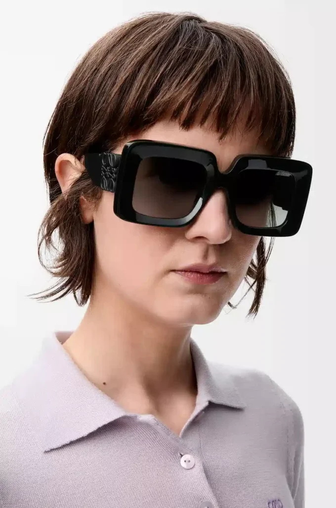Lunettes de soleil Beveled Square Maxi Anagram Noir