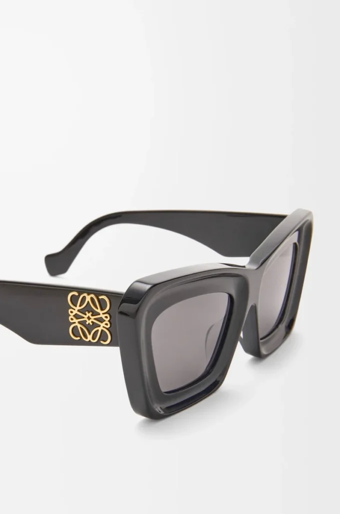 Lunettes de soleil œil-de-chat biseautées Noir