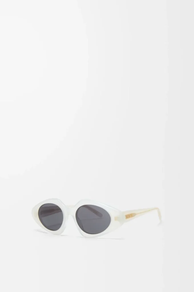 Lunettes de soleil Triangle Slim Milky Ivory