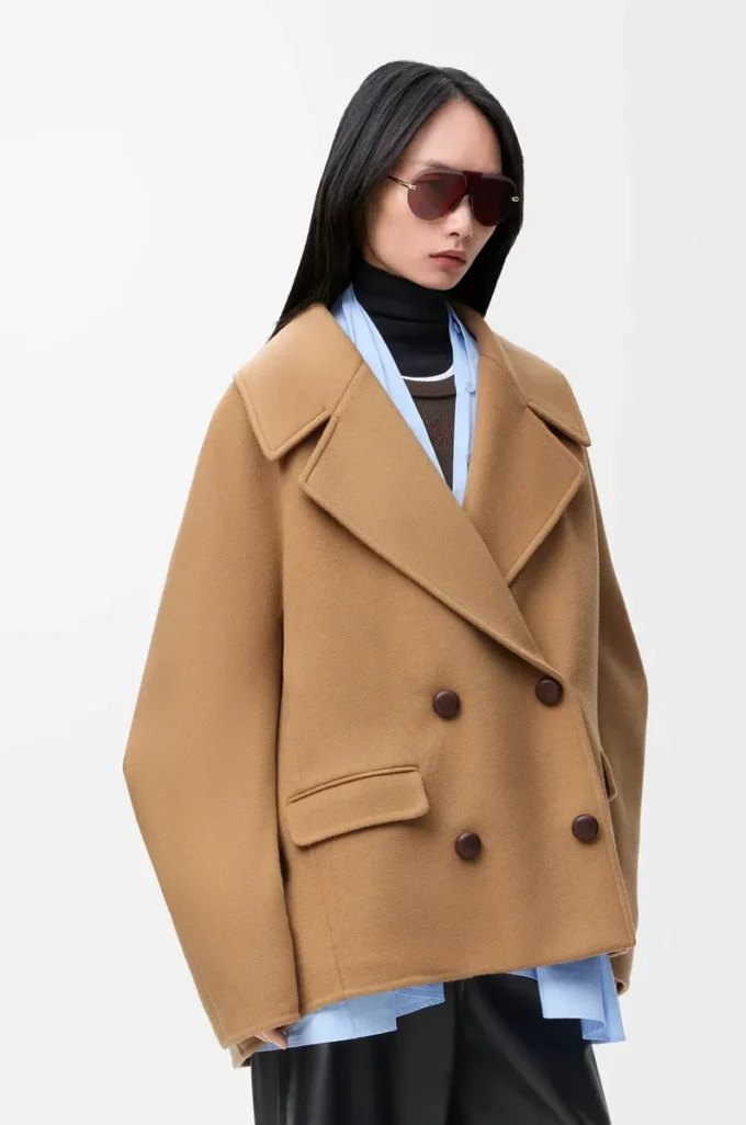 Manteau court en laine Camel Manteau court en laine Camel