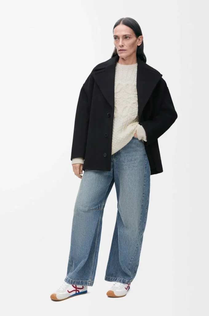 Manteau court en laine Noir