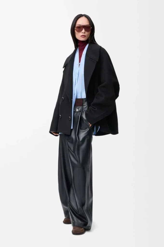 Manteau court en laine Noir