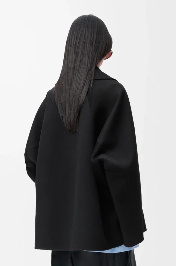 Manteau court en laine Noir