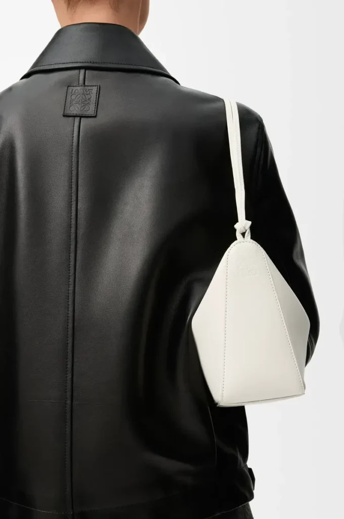 Mini Hammock hobo en cuir de veau classique blanc cassé