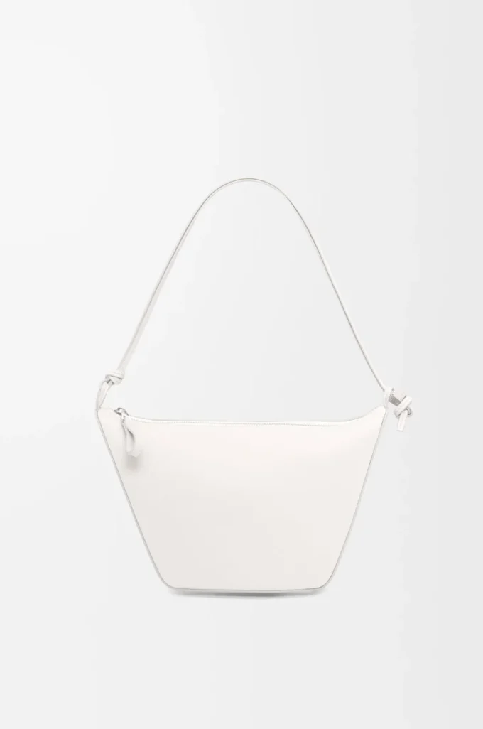 Mini Hammock hobo en cuir de veau classique blanc cassé