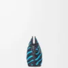 Mini pochette Flamenco en cuir d&rsquo;agneau nappa Dark Ink/Sky Blue