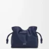 Mini pochette Flamenco en cuir de veau nappa bleu abysse