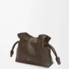 Mini pochette Flamenco en cuir de veau nappa Chocolate