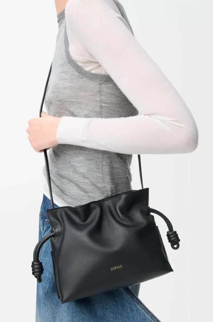 Mini pochette Flamenco en cuir de veau nappa noir
