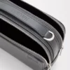 Mini sac à bandoulière pour appareil photo en cuir de veau grainé souple Anthracite