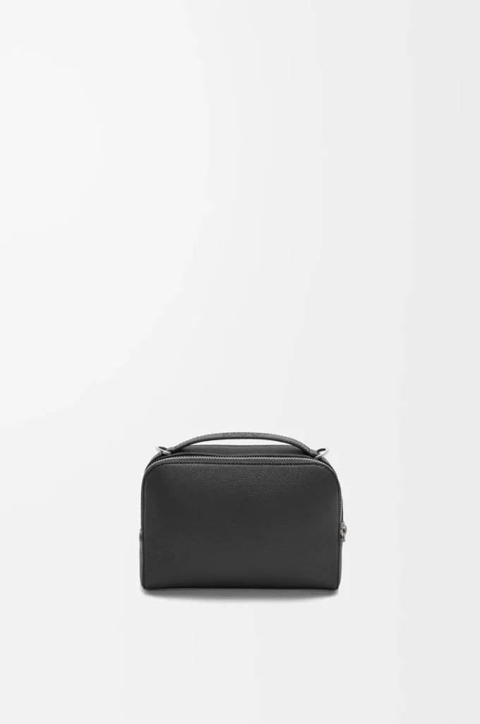 Mini sac à bandoulière pour appareil photo en cuir de veau grainé souple Noir