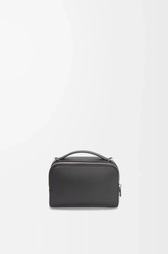 Mini sac à bandoulière pour appareil photo en cuir de veau satiné noir