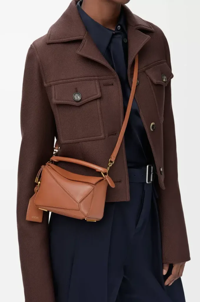 Mini sac Featherlight Puzzle en cuir d&rsquo;agneau nappa Pecan