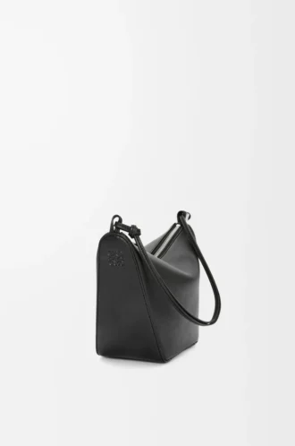 Mini sac hobo Hammock en cuir de veau classique noir